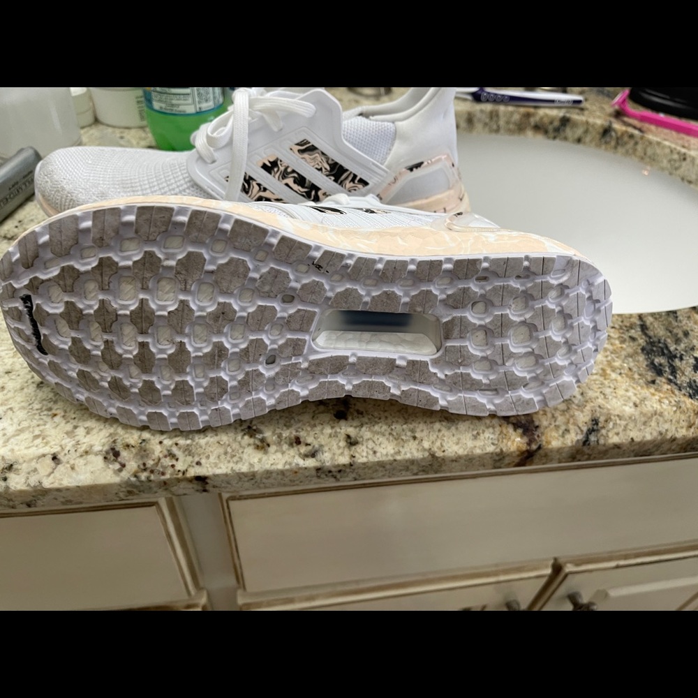 ULTRABOOST 20 GLAM PACK SHOES